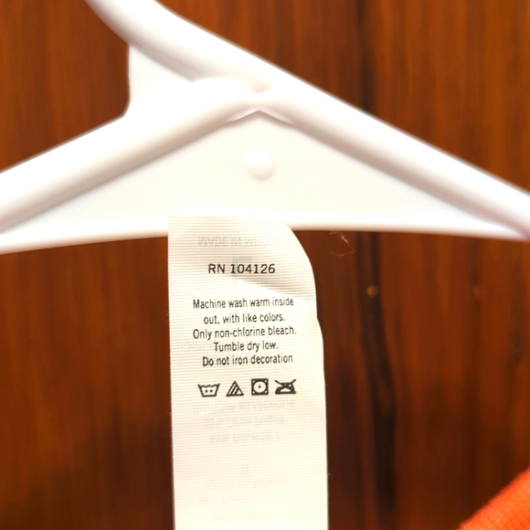 Custom Made Unisex T Shirt SZ L "Autumn Crisp Air....." NWOT - Picture 5 of 5